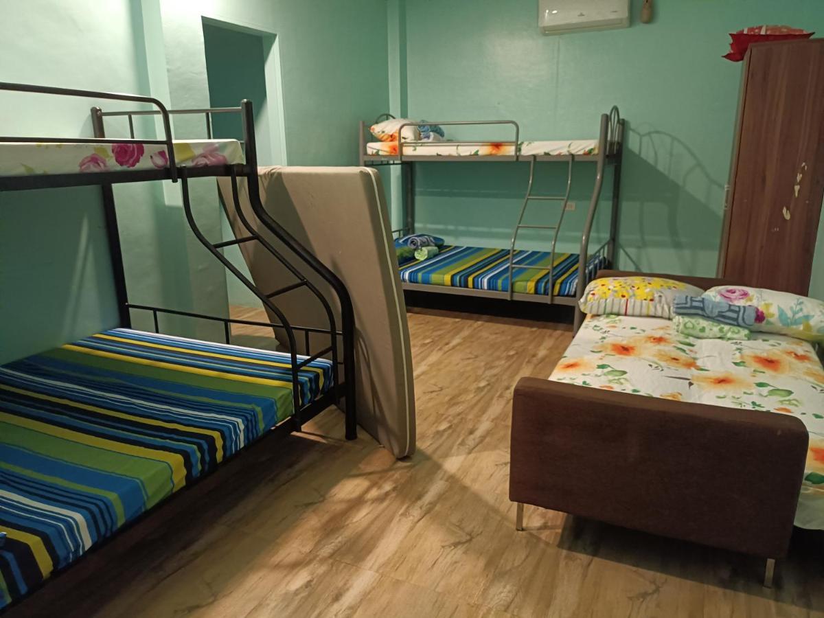 Azulea Lodging House Oslob Buitenkant foto