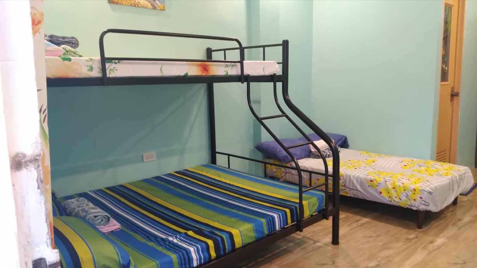 Azulea Lodging House Oslob Buitenkant foto